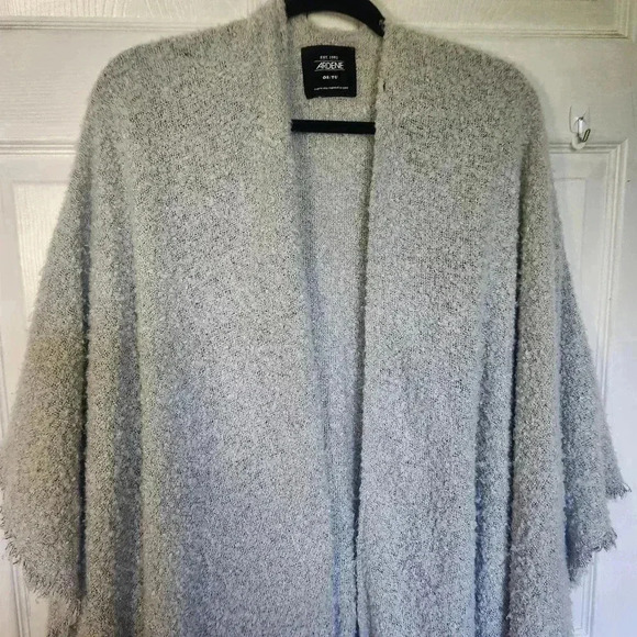 Ardene Women's Polyester  Fringe Wrap - Size OS - Picture 2 of 9